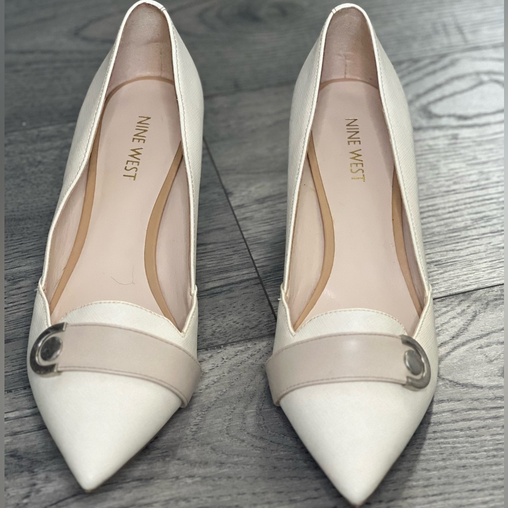 Nine West Women's Cream Pointed Heels - Size 8M